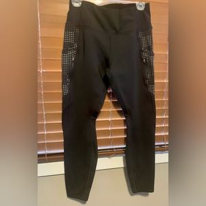 Athleta Radiant Grid High Traverse Tight size M petite